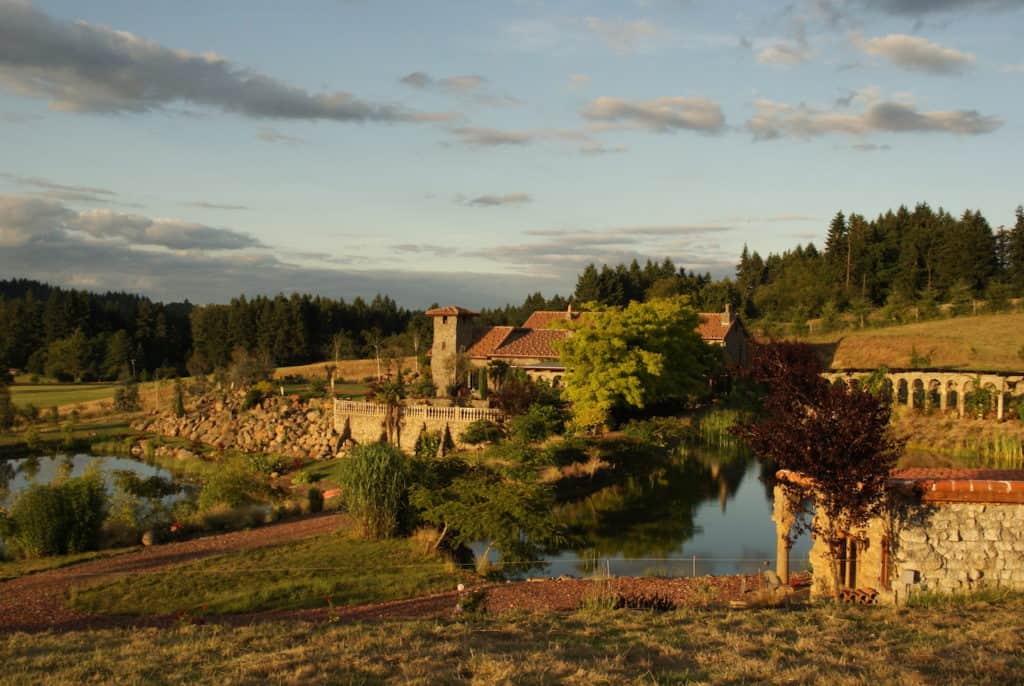 Best day trips from Portland, Oregon, including the Villa Castellana. To & Fro Fam