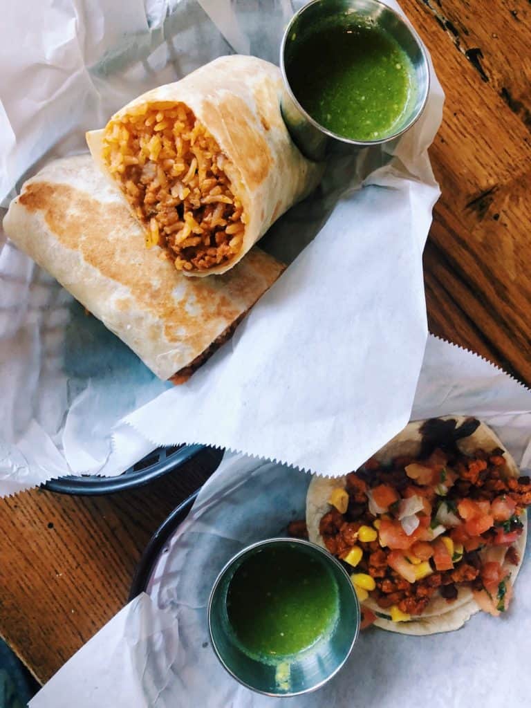 Wondering where to eat in Los Angeles? Here, foodie bloggers share the best tacos in LA, including taco trucks, shrimp tacos and much more. Yum! To & Fro Fam
