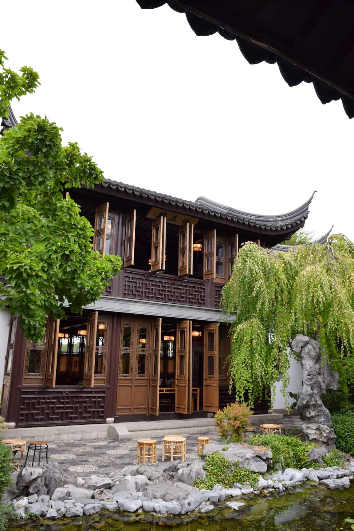 In downtown Portland, the Lan Su Chinese Garden has a teahouse, koi ponds and more for a relaxing refuge. Add this hidden gem to your Portland itinerary when you travel to Oregon. To & Fro Fam