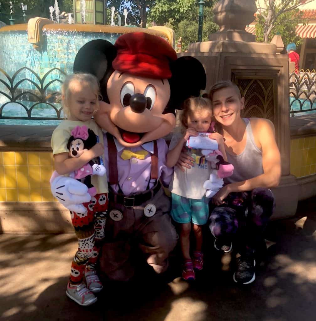 How to do Disney on a budget: The Disney hacks I used to save $2,289 on our family vacation to Disneyland! To & Fro Fam