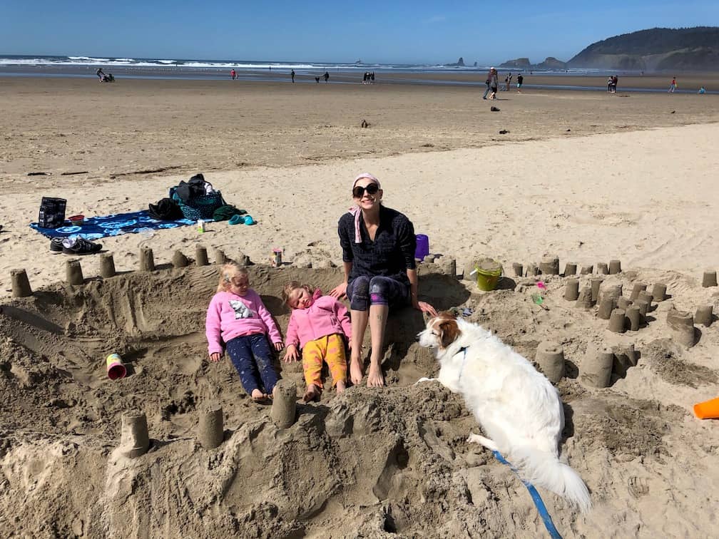 Staycation in Portland? Head to the coast and start a big project with your kids - plus other ideas for family friendly activities near Portland. To & Fro Fam