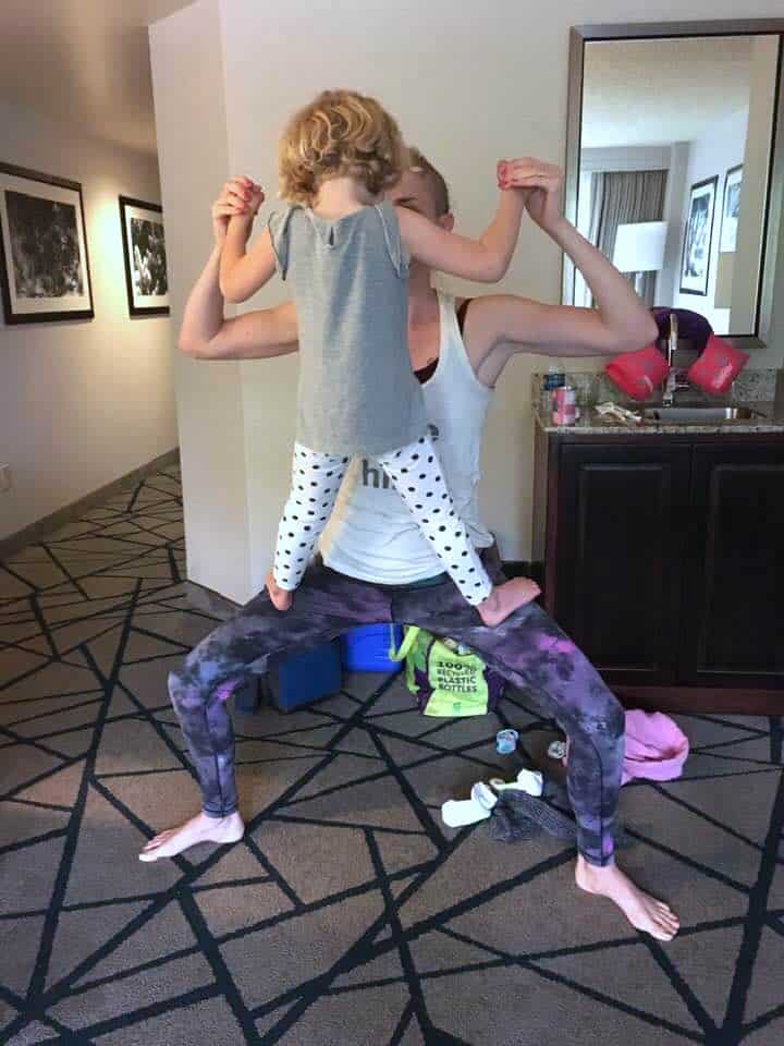 Exercise in a hotel room with kids / To & Fro Fam