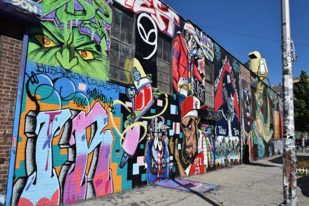 Bushwick graffiti, street art and murals: Where to go in this Brooklyn Neighborhood / To & Fro Fam