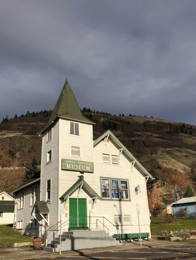 The Gorge Heritage Museum in Bingen, WA is a small town museum that, unfortunately, is open only by appointment. Thankfully there are plenty of other things to do in Bingen and White Salmon Washington, including wine tasting, a world-famous art museum, restaurants and more. To & Fro Fam