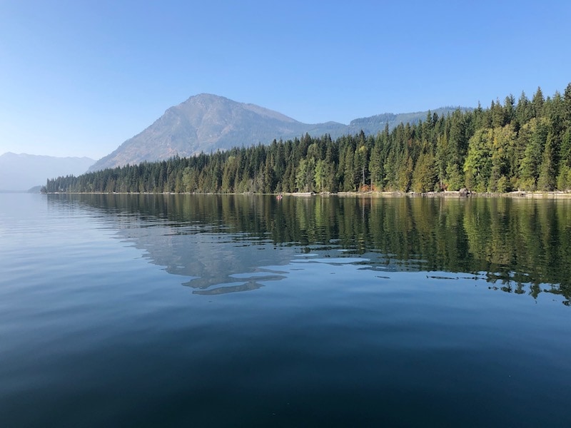 Looking for things to do near Leavenworth, WA? Lake Wenatchee is just a half-hour drive away. This gorgeous lake and state park have camping, hiking, boating, fishing, kayaking and more—without the crowds of Leavenworth. Click the link for all the Lake Wenatchee info you need! To & Fro Fam