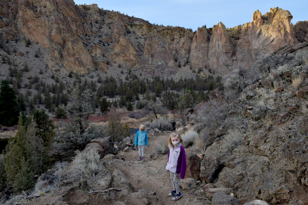 How to visit Smith Rock State Park with kids: Easy hikes, camping tips, and even a nearby alpaca farm! This family friendly day trip from Bend, Oregon is one of the best things to do in Central Oregon. To & Fro Fam