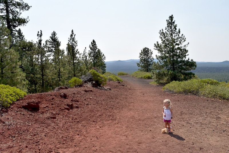 Volcanoes in Oregon?!? You bet! The Newberry National Volcanic Monument is bigger than Rhode Island and spreads across Central Oregon around Bend. Explore the Lava Lands Visitor Center, walk around the rim of a volcanic crater, hike the Big Obsidian Flow and much more! To & Fro Fam