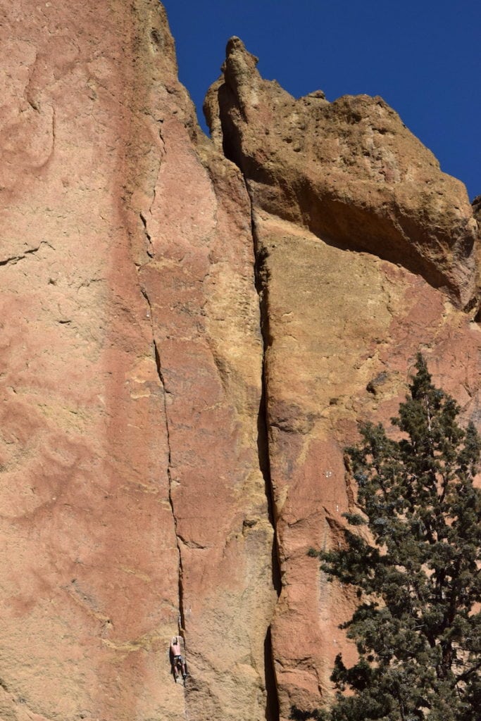 The Phoenix Buttress in Smith Rock State Park, Oregon is just one amazing spot for rock climbing. Whether you're a climber or want to use the park for hiking, climbing and exploring, this Central Oregon gem near Bend is a bucket list destination. To & Fro Fam