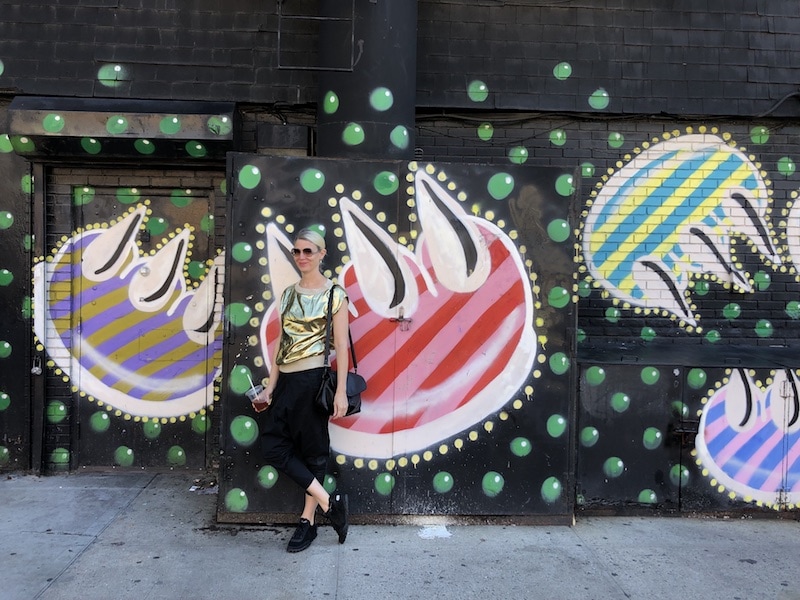 Best Instagrammable places in the Lower East Side, NYC. Click for the prettiest background locations! To & Fro Fam