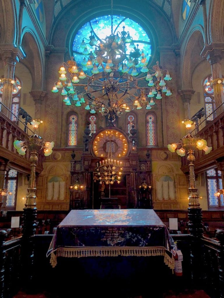 Looking for unique things to do in New York City? The Eldridge Street Museum in the Lower East Side is one of the most unusual and beautiful spots in NYC. Nearly no one has ever heard of the Eldridge Street synagogue, which is a vital part of Jewish History in NYC. Don't miss this gorgeous landmark that is 100% off the beaten path. To & Fro Fam