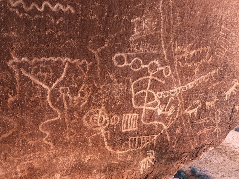 Nevada petroglyphs in Valley of Fire State Park, near Las Vegas, NV. To & Fro Fam